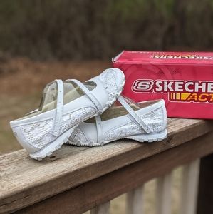 Skechers biker moonbeam white size 7